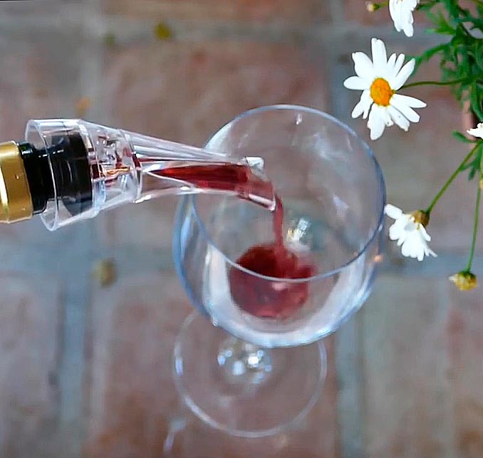 aerator with glass of red