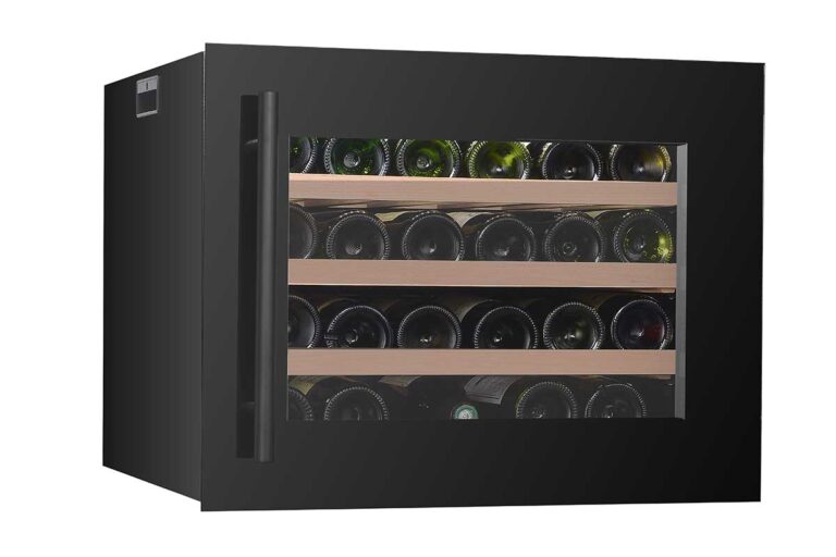 Vinoteca CV024KTNS